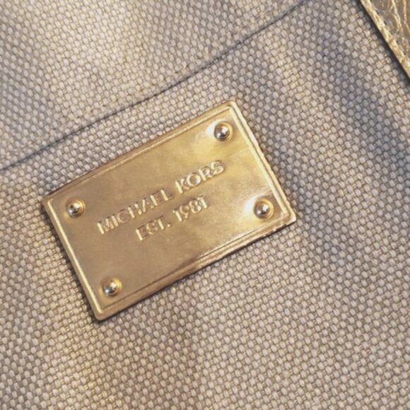 MICHAEL KORS BURLAP TWEED SHOPPER/TOTE ~ GOLD ACCENTS ~ NWOT - Picture 6 of 14